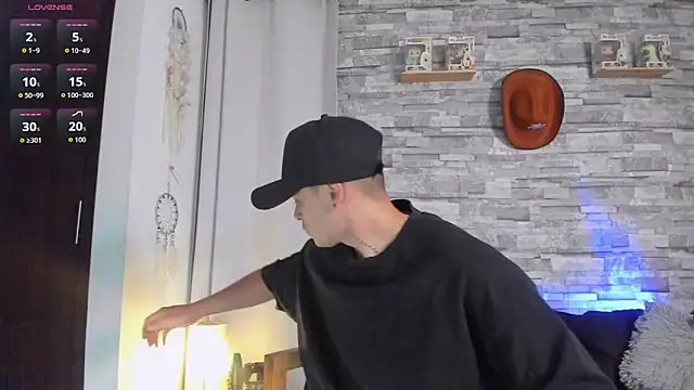 Snapshot of connorsmiith chatting on 11, 11, 2025 connorsmiith online show from 11, 11, 2025