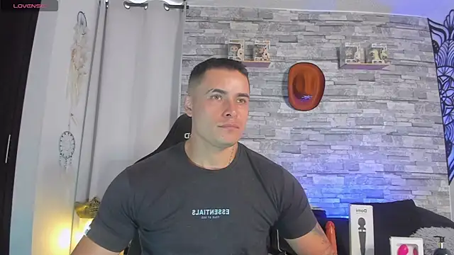 Snapshot of connorsmiith chatting on 13, 11, 2025 connorsmiith online show from 13, 11, 2025