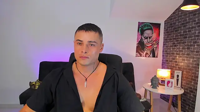 Snapshot of connorsmiith chatting on 9, 9, 2025 connorsmiith online show from 9, 9, 2025