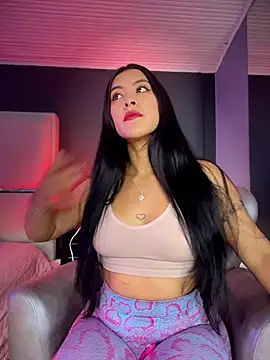 BellaFernandez   online show from 23, 7, 2026
