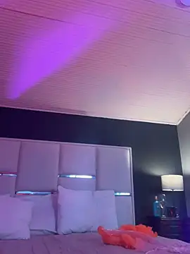 BellaFernandez   online show from 21, 10, 2025