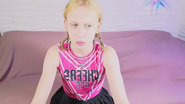 Snapshot of BarbieRichy chatting on 30, 11, 2025 BarbieRichy online show from 30, 11, 2025