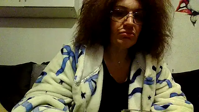 Snapshot of RubyyRosee chatting on 5, 2, 2026 RubyyRosee online show from 5, 2, 2026