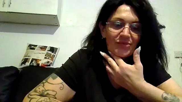 Snapshot of RubyyRosee chatting on 4, 6, 2026 RubyyRosee online show from 4, 6, 2026