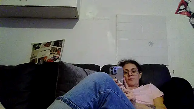 RubyyRosee online show from 6, 10, 2025