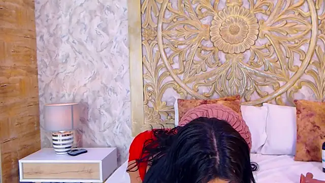 Snapshot of MelodyCarsson chatting on 8, 11, 2025 MelodyCarsson online show from 8, 11, 2025