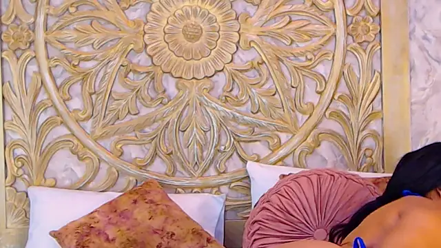 Snapshot of MelodyCarsson chatting on 10, 11, 2025 MelodyCarsson online show from 10, 11, 2025