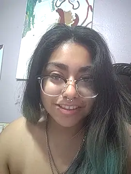 Lovelyrainn online show from 13, 11, 2025