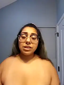 Lovelyrainn online show from 22, 9, 2025