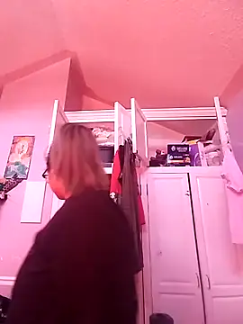 Lovelyrainn online show from 26, 9, 2025