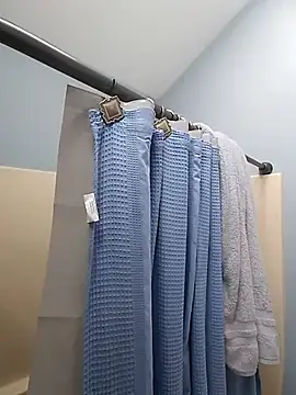 Lovelyrainn online show from 2, 10, 2025