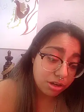 Lovelyrainn online show from 9, 11, 2025