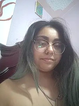 Lovelyrainn online show from 12, 11, 2025