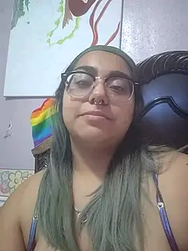 Lovelyrainn online show from 1, 11, 2025