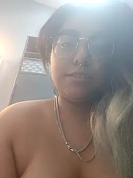 Lovelyrainn online show from 18, 11, 2025