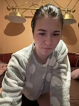 Maryna2000 online show from 13, 5, 2026