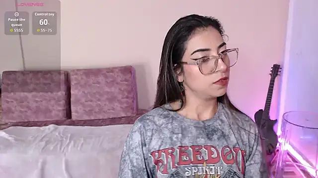 Susanahendrix online show from 12, 2, 2026