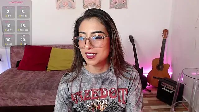 Susanahendrix online show from 8, 11, 2025