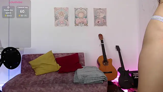 Susanahendrix online show from 19, 9, 2025