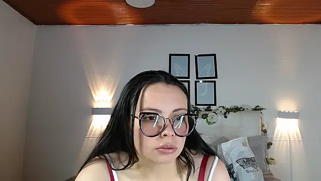 Megan 05  online show from 3, 10, 2025