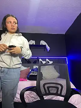 Snapshot of Megan_05_ chatting on 25, 5, 2026 Megan 05 online show from 25, 5, 2026