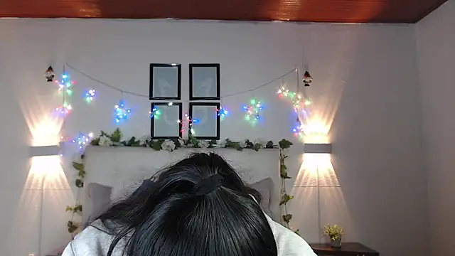 Snapshot of Megan_05_ chatting on 22, 4, 2026 Megan 05 online show from 22, 4, 2026
