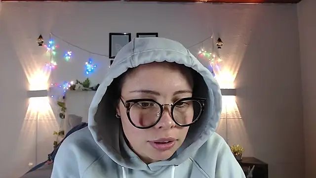 Snapshot of Megan_05_ chatting on 2, 5, 2026 Megan 05 online show from 2, 5, 2026