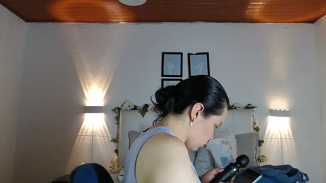 Megan 05  online show from 20, 9, 2025