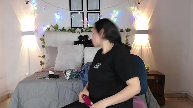 Megan 05  online show from 21, 3, 2026