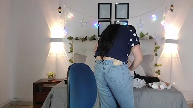 Megan 05  online show from 10, 3, 2026