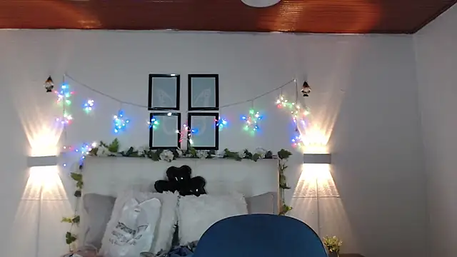 Megan 05  online show from 24, 3, 2026