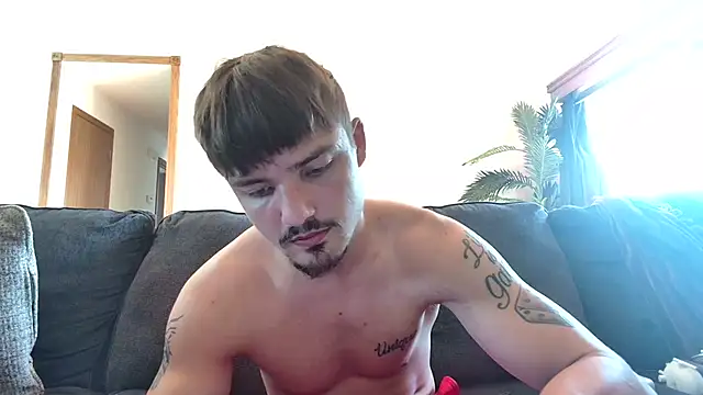 derekmontana2 online show from 17, 6, 2026