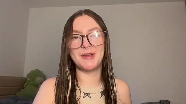 velvet  moon online show from 8, 5, 2026