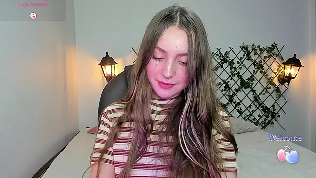 velvet  moon online show from 6, 2, 2026