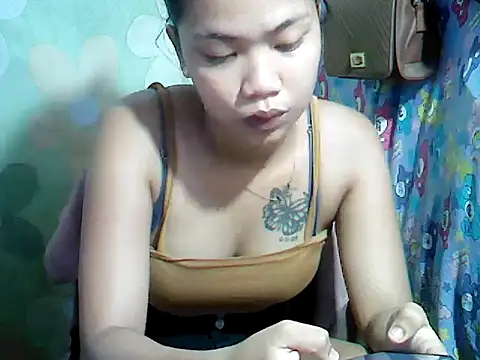 MorenaLovelyPinay24 online show from 19, 2, 2026