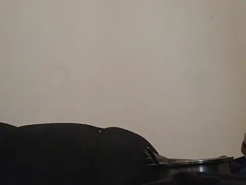 Sexy Red12x online show from 10, 5, 2026