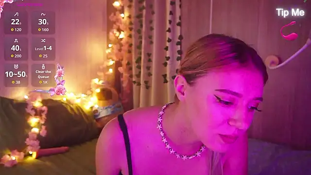 PinkyAura online show from 17, 2, 2026