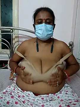 Snapshot of Barna_Love chatting on 10, 9, 2025 Barna Love online show from 10, 9, 2025