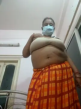 Snapshot of Barna_Love chatting on 4, 3, 2026 Barna Love online show from 4, 3, 2026