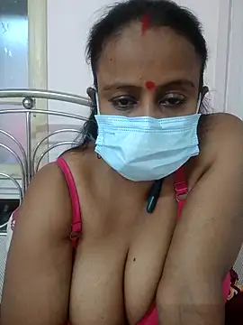 Snapshot of Barna_Love chatting on 5, 11, 2025 Barna Love online show from 5, 11, 2025