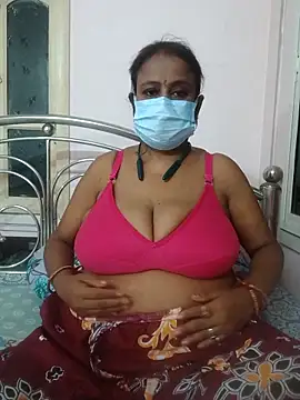 Snapshot of Barna_Love chatting on 11, 10, 2025 Barna Love online show from 11, 10, 2025