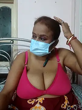 Snapshot of Barna_Love chatting on 2, 11, 2025 Barna Love online show from 2, 11, 2025