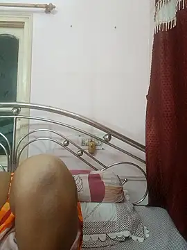 Snapshot of Barna_Love chatting on 6, 6, 2026 Barna Love online show from 6, 6, 2026