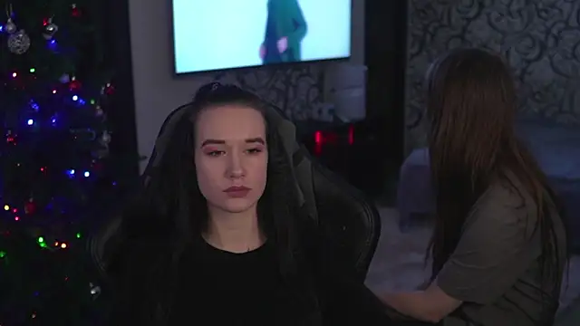 Snapshot of lis_silver chatting on 20, 12, 2025 lis silver online show from 20, 12, 2025