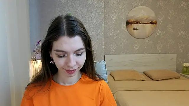 KellyShines online show from 4, 5, 2026