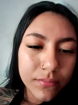 Megara 25 online show from 2, 12, 2025