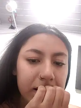 Megara 25 online show from 25, 11, 2025