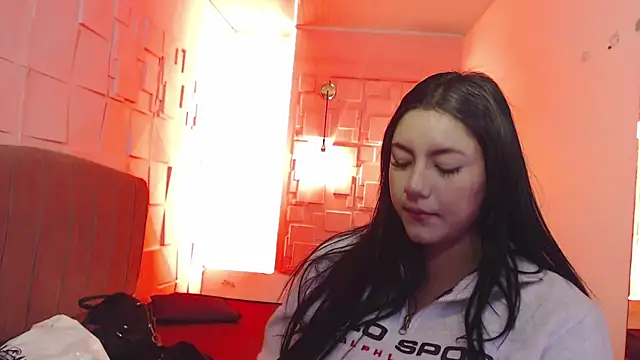 Megara 25 online show from 16, 12, 2025