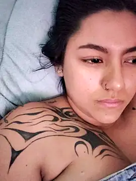 Megara 25 online show from 21, 11, 2025