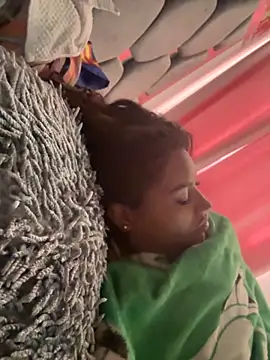 Snapshot of AmberMoss1 chatting on 15, 9, 2025 AmberMoss1 online show from 15, 9, 2025